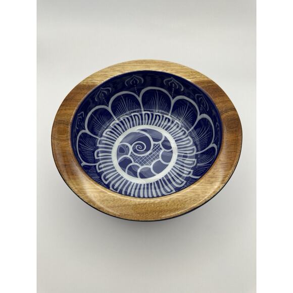 Hand made 6" Wooden Painted Trinket Bowl Riviera Nayarit Mexico Signed - Picture 3 of 7